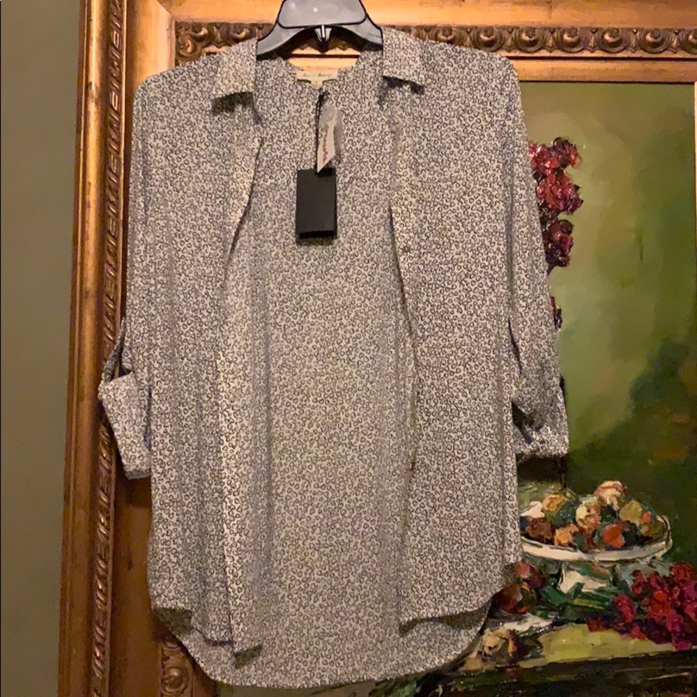 Small heart shaped blouse